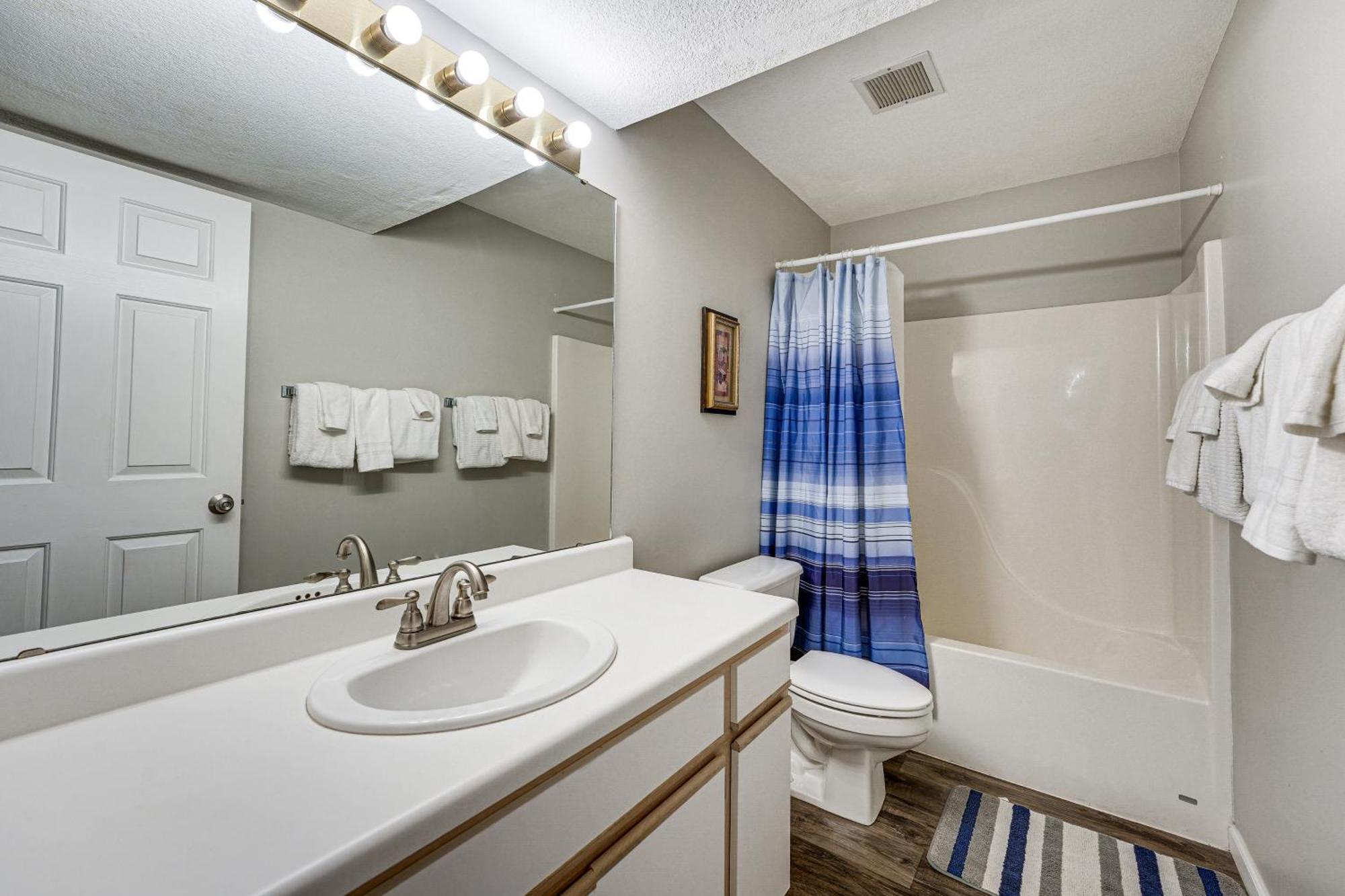 Lakefront Branson Penthouse With Resort Amenities! Exterior photo